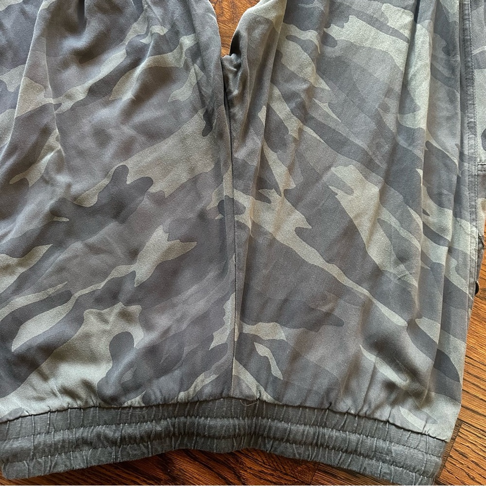 Splendid Camouflage Joggers - Picture 14 of 16